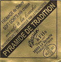 Jacquin Valen&ccedil;ay Pyramide de Tradition cheese